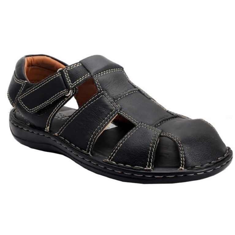 BROOKS (BLACK)